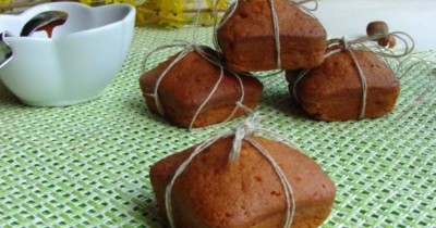 Карамельные кексы с пралине из фундука