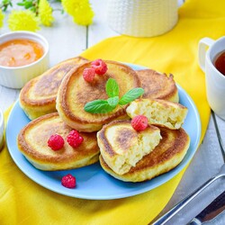 Оладьи на кефире пышные