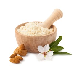 С миндальной мукой