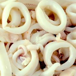 Блюда с кольцами кальмара