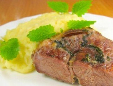 Баранина с мятой и орегано