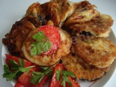 Кабачки и баклажаны медальонами в хрустящей корочке