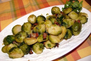 Каштаны с брюссельской капустой