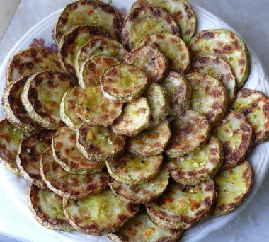 Консервированные жареные кабачки кружочками