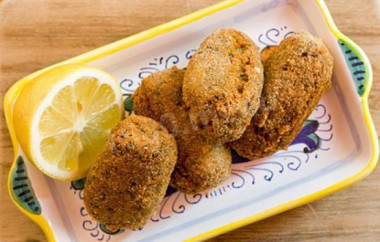 Крокеты с сыром и мясом