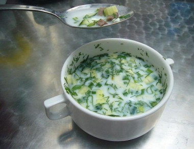 Окрошка с копченой олениной