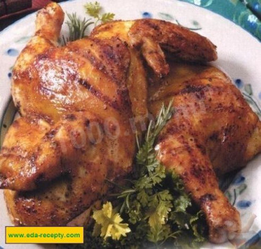 Половинки куриц зажаренные на гриле