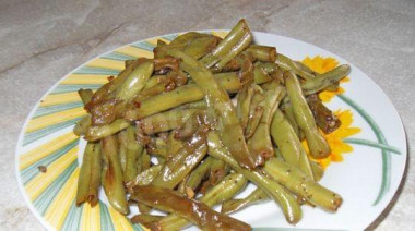 Спаржа с молоком и уксусом