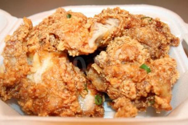 Цыпленок под ореховым соусом