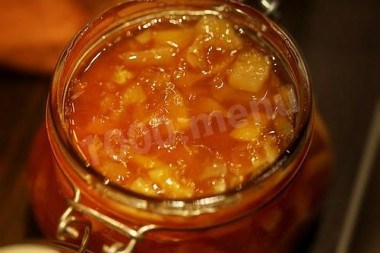 Варенье из апельсинов и лимонов с корицей