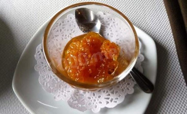 Варенье из морошки на белом вине