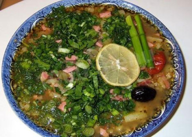 Жидкая солянка из говядины (секогитёнгорь)