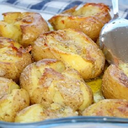 Картофель запеченный португальской кухни