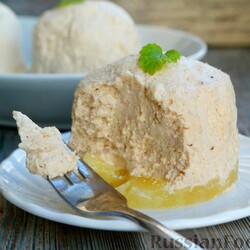 Рецепт: Творожный десерт с бананами и  ананасами на RussianFood.com