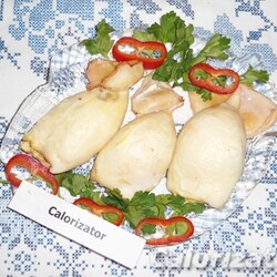 Кальмар, фаршированный яйцом и грибами