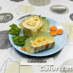 Заливные рулетики из курицы