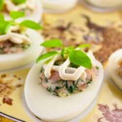 Фаршированные яйца