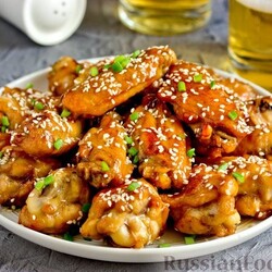 Жареные куриные крылышки в соево-пивной глазуриRussian