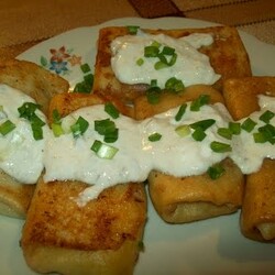 Блины с картошкой под  " Волшебным соусом "