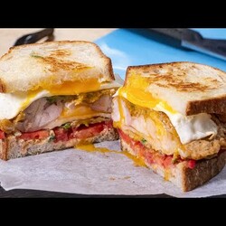 Три-в-одном. Завтрак, обед и ужин. Сэндвич "Довольный Муж"