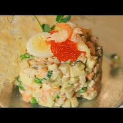Оливье с раковыми шейками. Рецепт от шеф-повара.