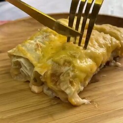 Закуска із лаваша с фаршем в духовці