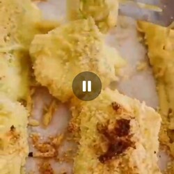 Кабачки в сырной панировке в духовке