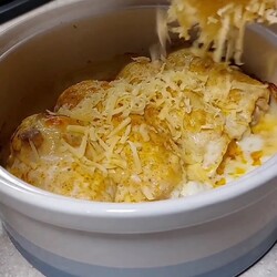 Рулети із курін. філе з грибами в духовці