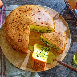 Ленивый заливной пирог с зеленым луком и яйцом, пошаговый рецепт с фото на 349 ккал