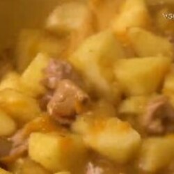 ТУШЕНАЯ КАРТОШКА С МЯСОМ