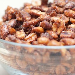 Жареный арахис с медом и солью - пошаговый рецепт с фото на Повар.ру