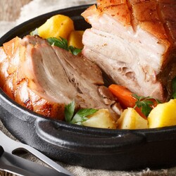 Gefüllter Schweinebraten mit Spätzle