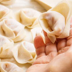 5 способов слепить самые красивые вареники и пельмени - foodandmood.com.ua