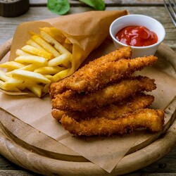 Хрустящие куриные палочки в панировке
