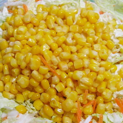 Вкусно и просто. Салат из пекинской капусты с кукурузой