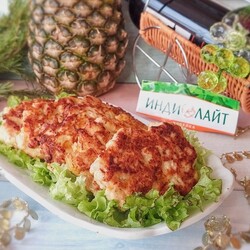 Рубленые котлеты из индейки с ананасами