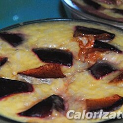 Пудинг со сливами