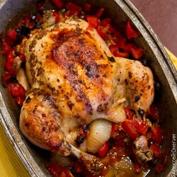 Курица с помидорами