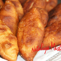 Пирожки жареные с картошкой