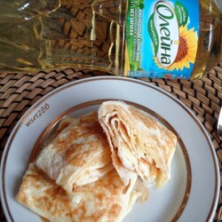 Яичные блинчики с сыром