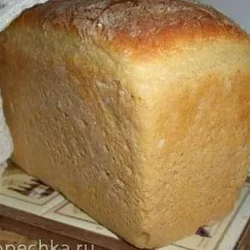 Хлеб пшеничный с мягким сыром на кальвадосе