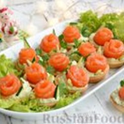 Рецепт: Тарталетки со сливочным сыром, авокадо и красной рыбой на RussianFood.com