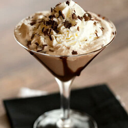 Коктейли с Бейлисом: 26 рецептов с фото