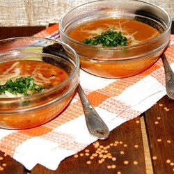 Бразильский острый суп из чечевицы