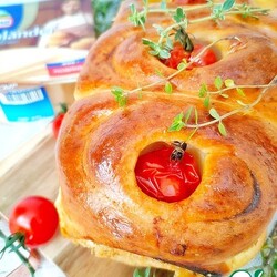 Пирог "Двойной рулет с грибами и сыром"