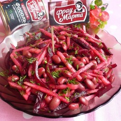 Салат "Фрау Марта" с красной фасолью