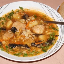 Швабский суп со свининой и перловкой