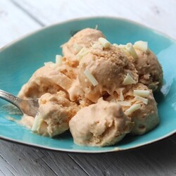 Мороженое из свежих абрикосов