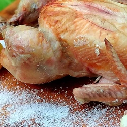 Курица запечённая на соли