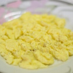 Яичница-болтунья - пошаговый рецепт с фото на Повар.ру